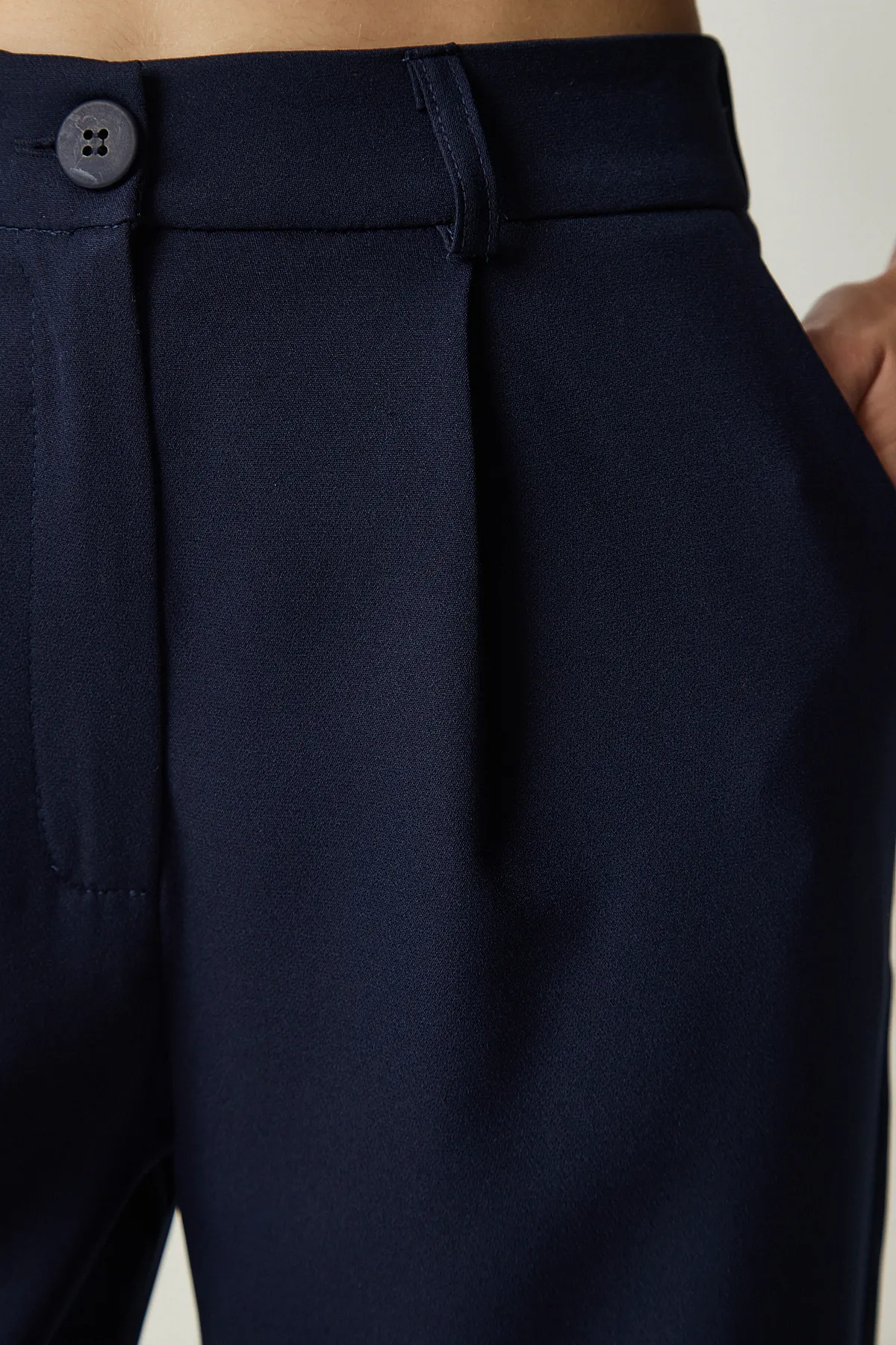 Happiness İstanbul  Marineblaue plissierte Webhose für Damen UB00188