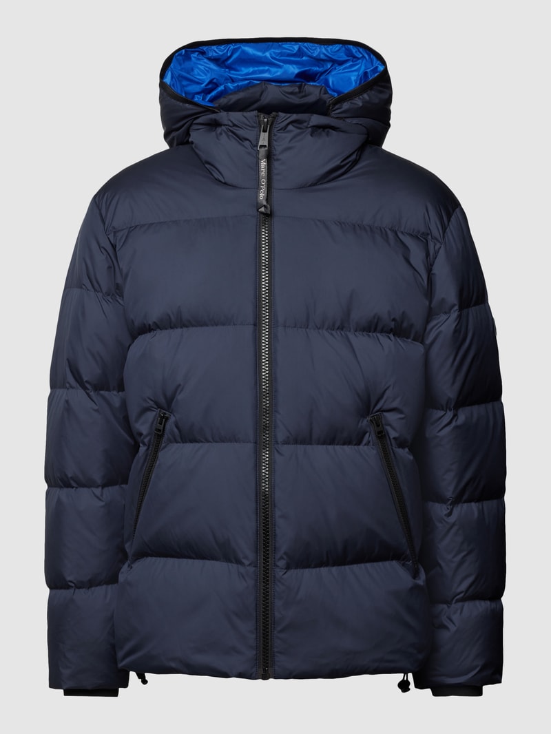 Daunenjacke in Stepp-Optik mit Label-Detail in marineblau