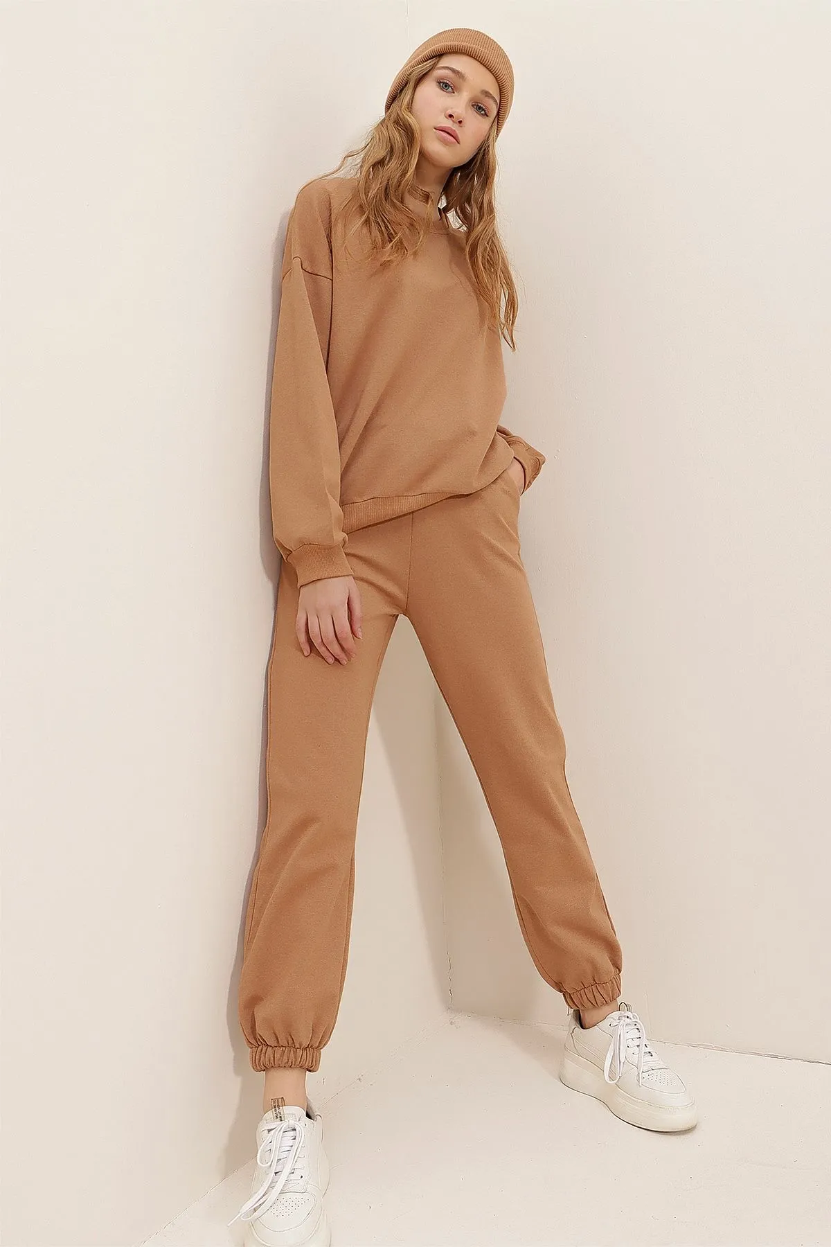 Trend Alaçatı Stili  Trainingsanzug - Beige - Regular Fit