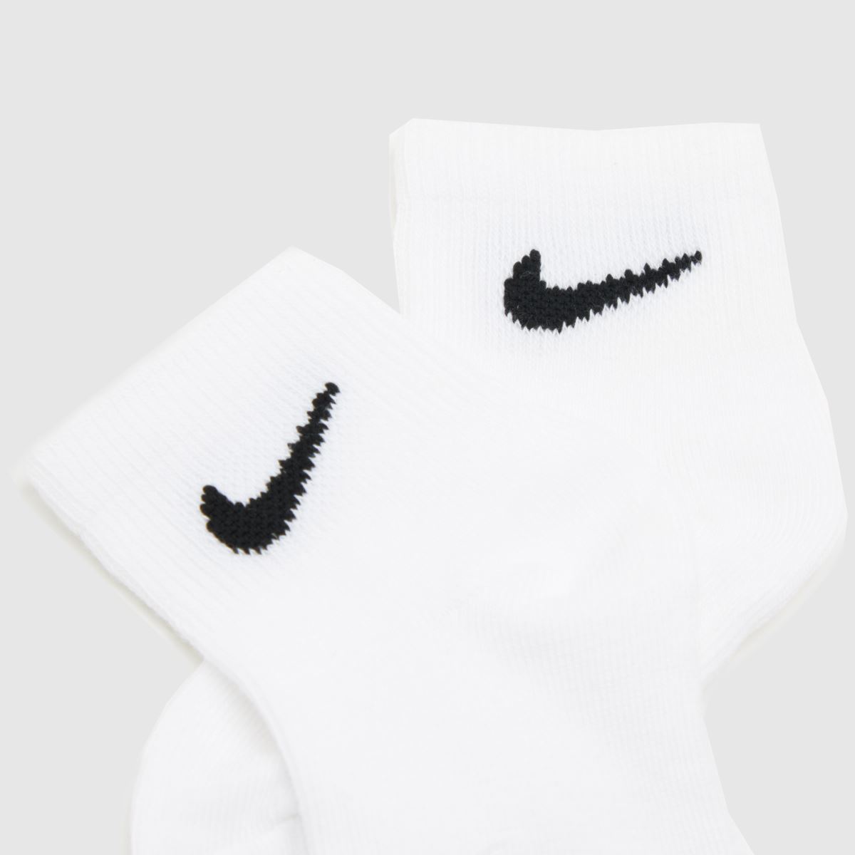 Nike vita och svarta barns kvartsstrumpor 6-pack