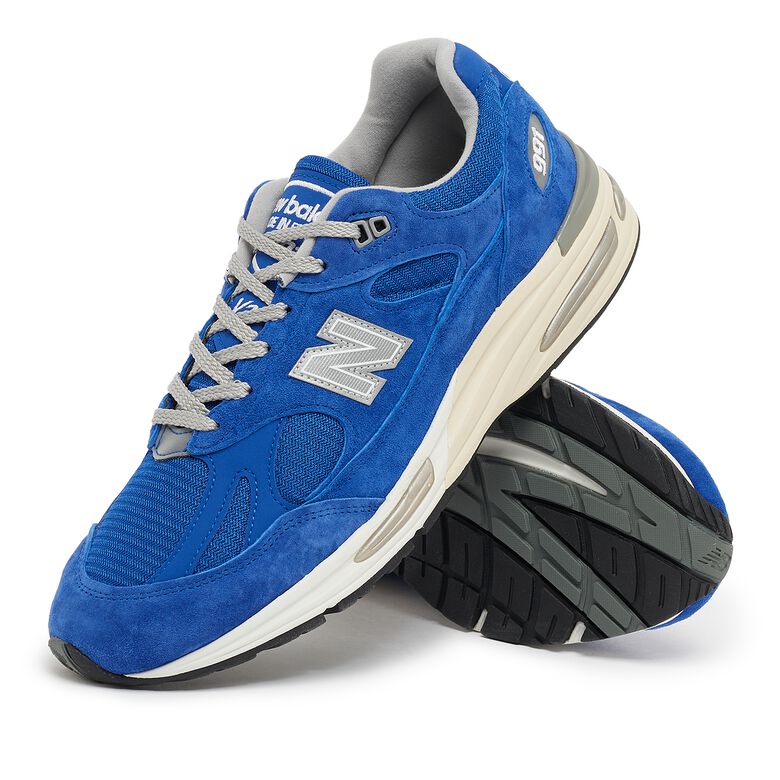 New Balance 991v2 