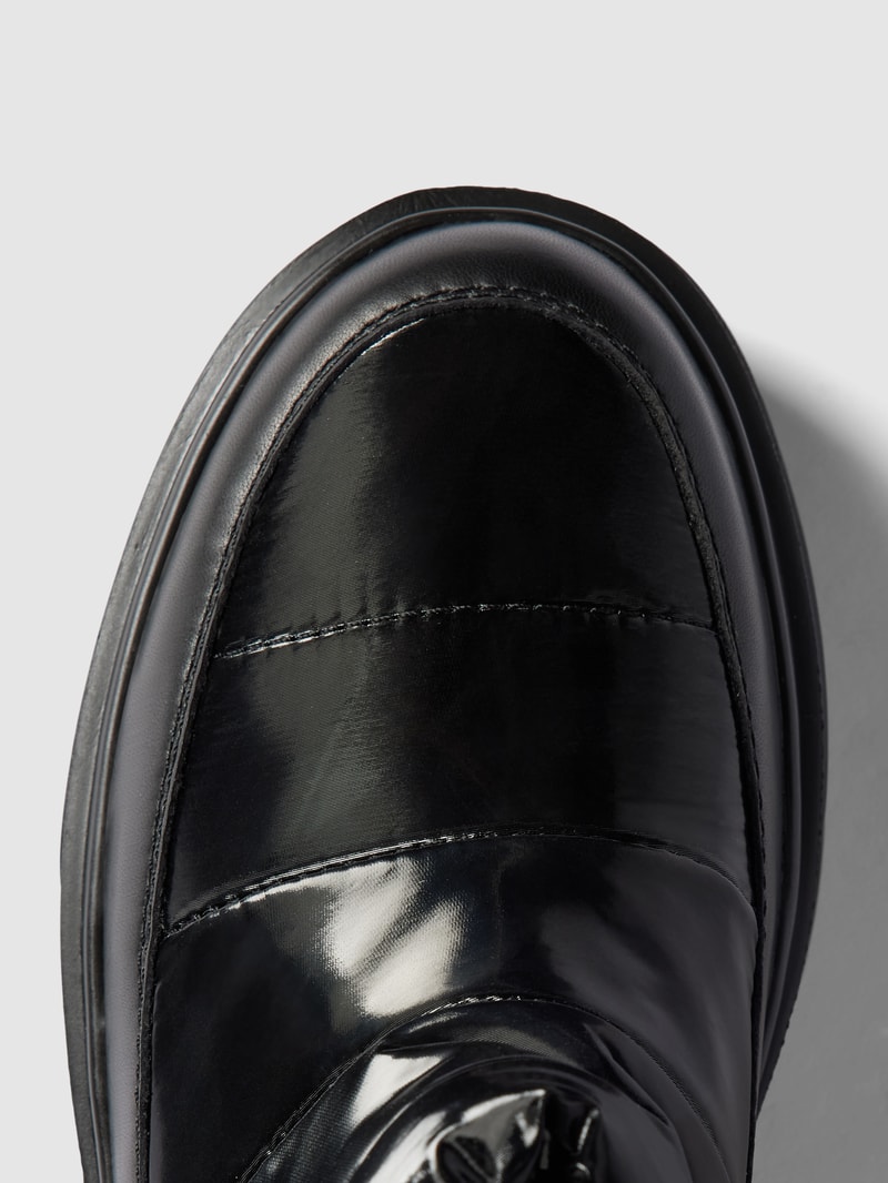 Stiefeletten mit Steppnähten in schwarz