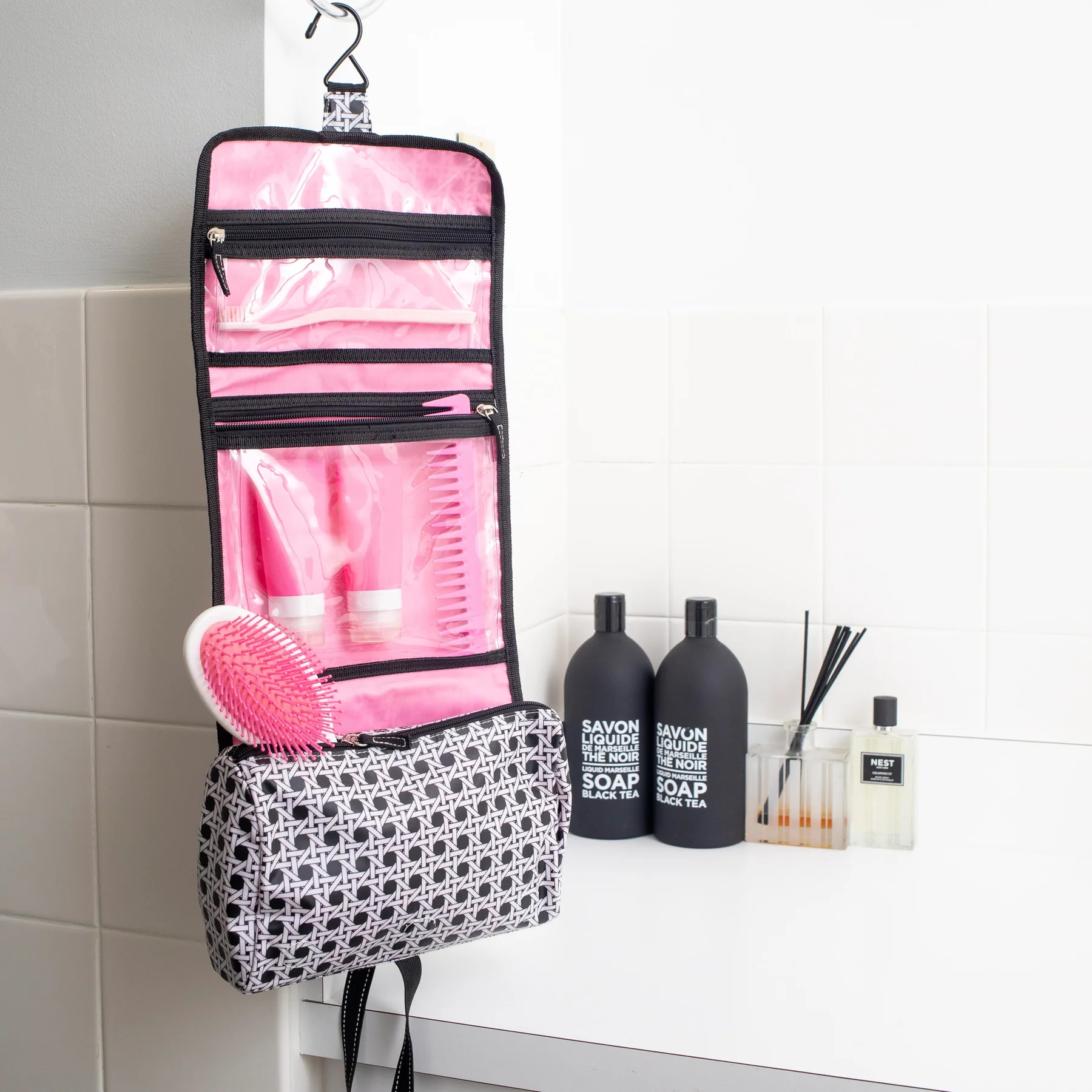 Hanging Toiletry Bag Medium Beauty Burrito
