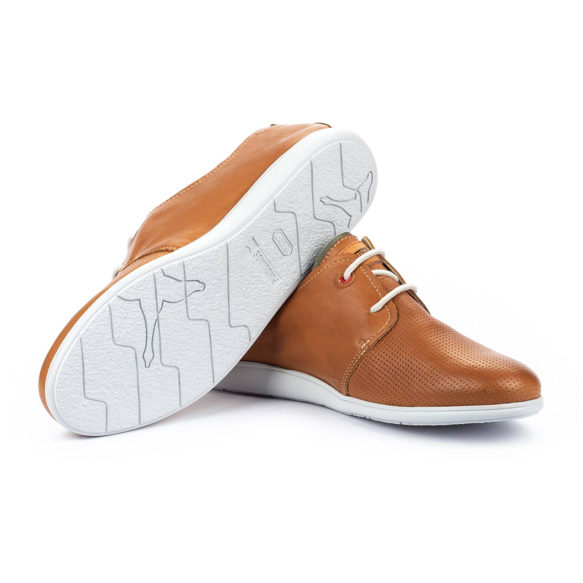 buty w stylu sportowym - BRANDY