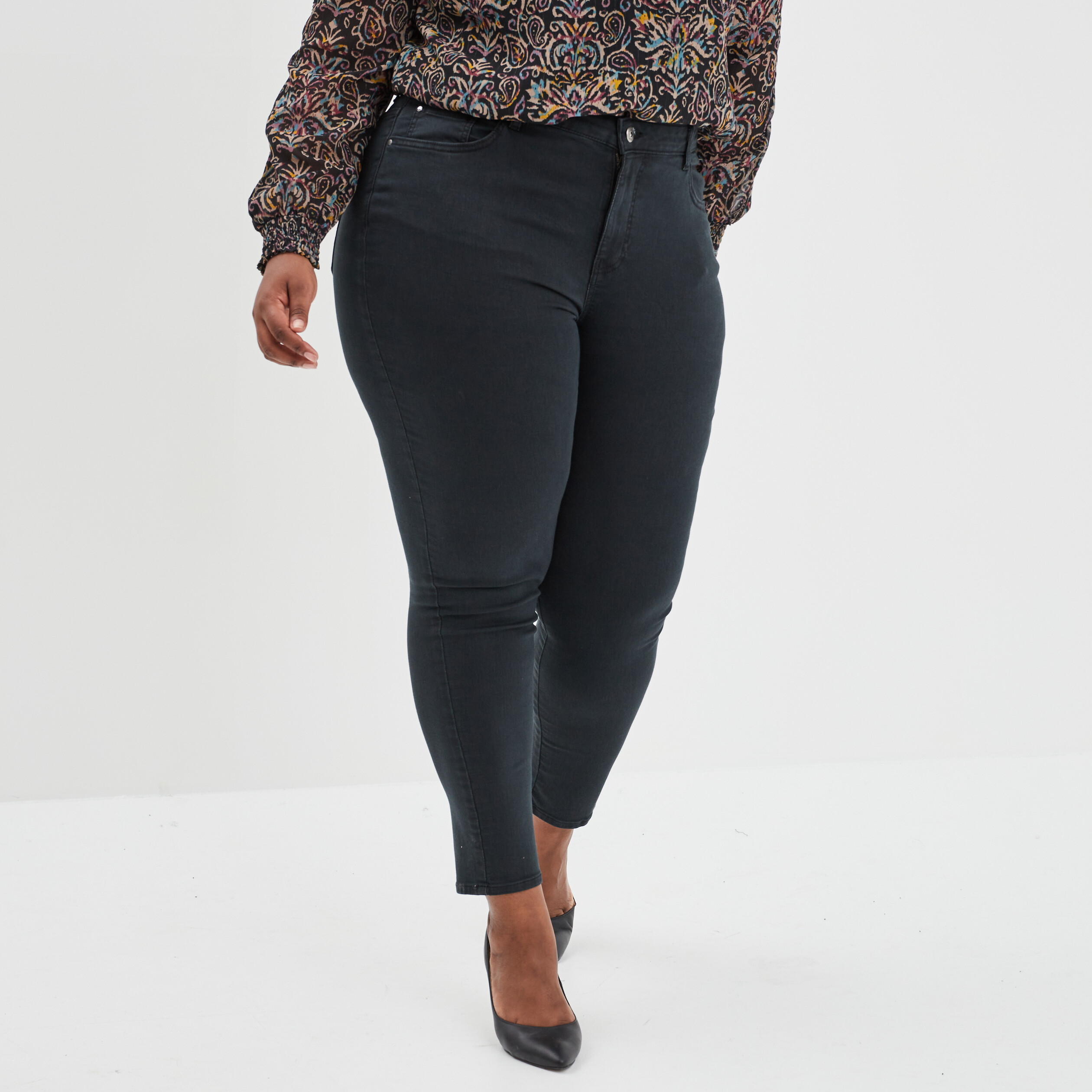 Pantalon slim taille haute 5 poches noir femme grande taille | La Halle