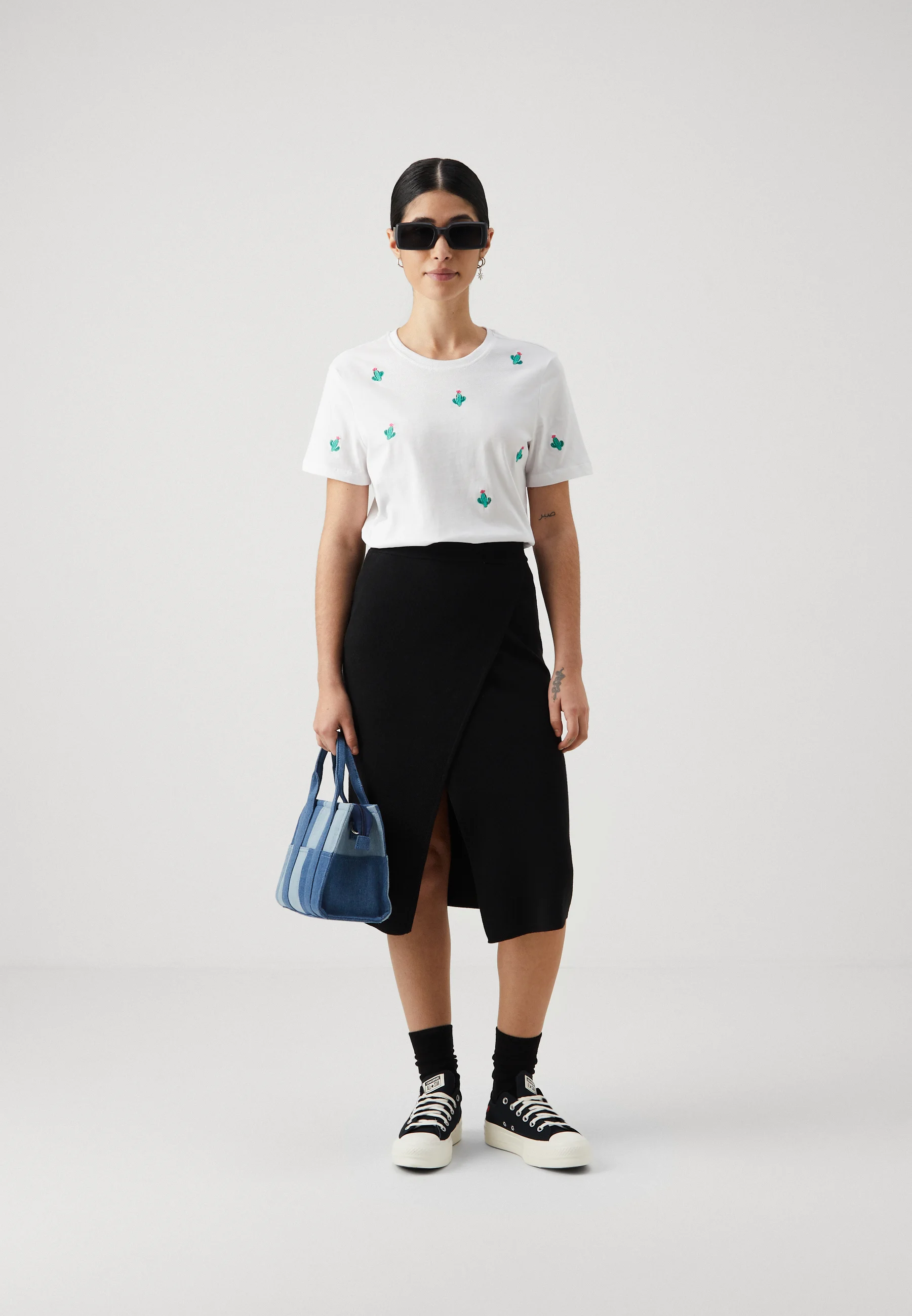 ONLY Petite ONLKETTY O NECK - Camiseta con estampado