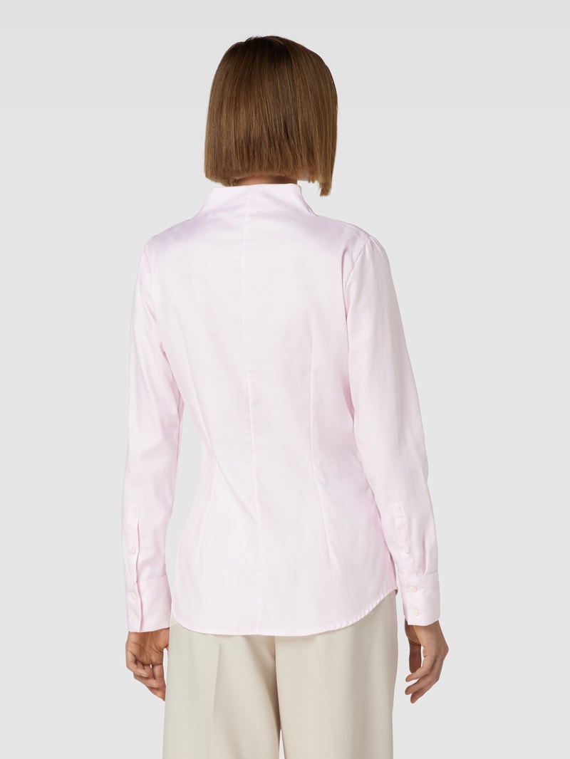 Bluse mit Kelchkragen und Knopfleiste in hellrosa