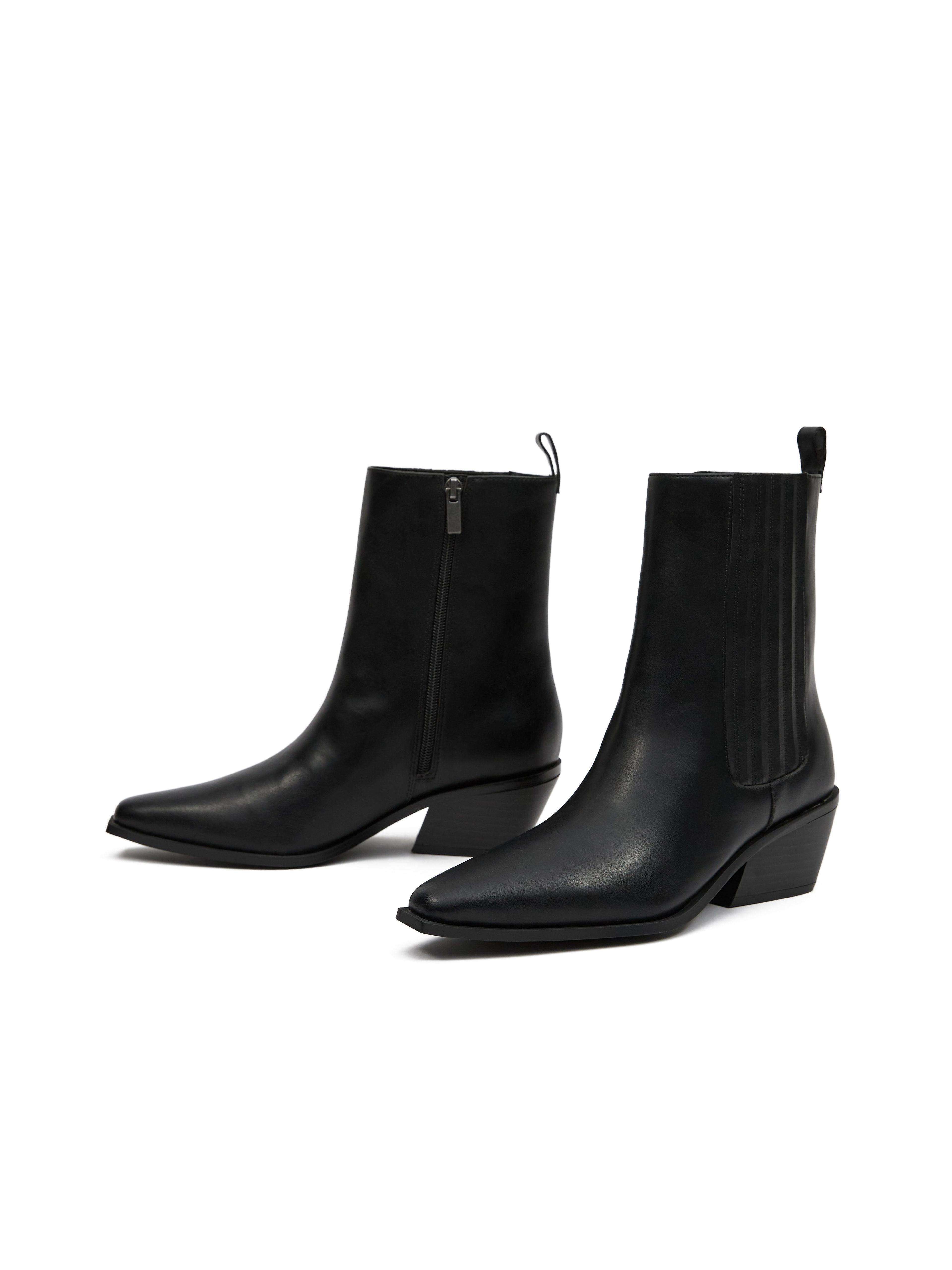 Schwarze Damen-Winterstiefel ORSAY
