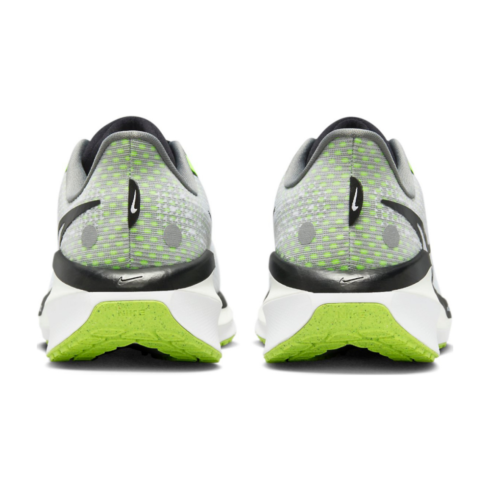 Nike Vomero 17 FB1309-002 / grau