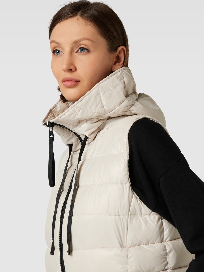 Steppweste mit Kapuze in offwhite