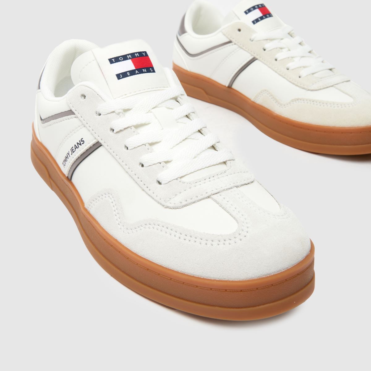 Tommy Jeans – Greenwich – Vita, flerfärgade sneakers