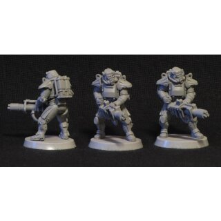 Armoured trooper with heavy weapon