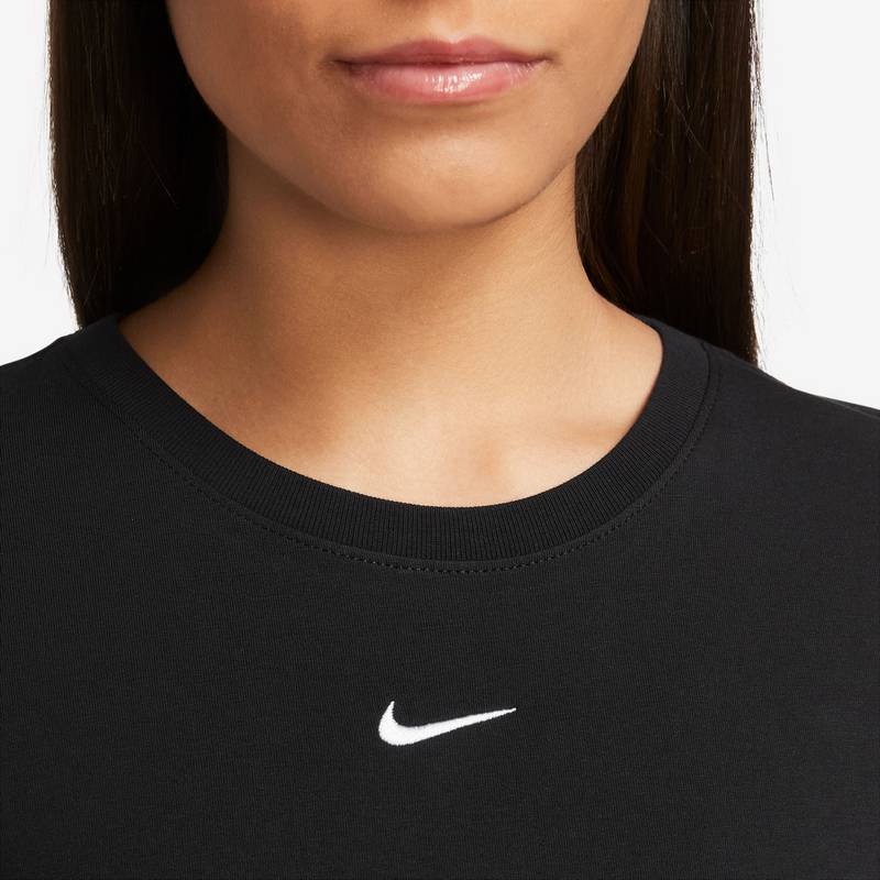 Nike NSW Essentiell T-Shirt Damen
