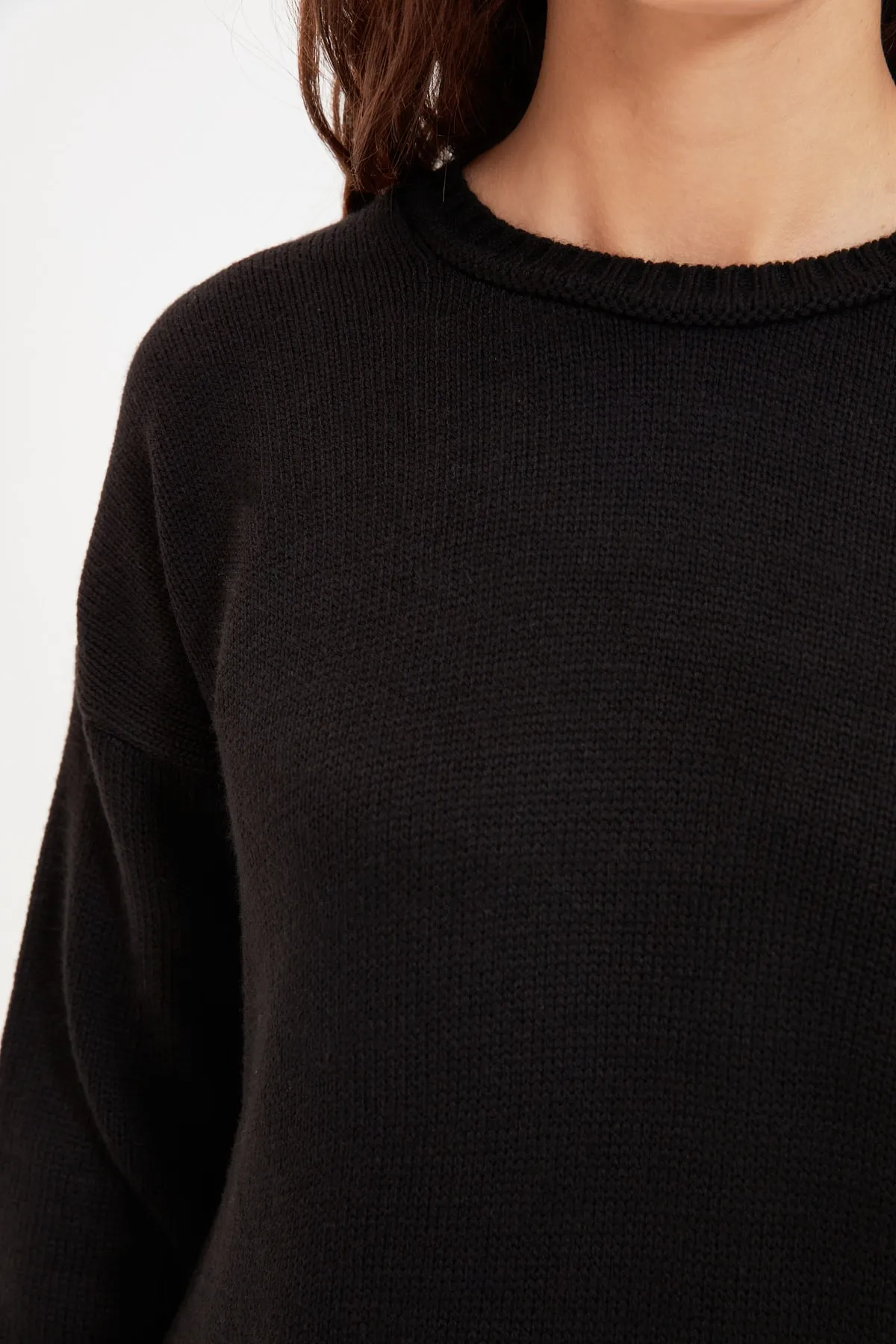 Trendyol Modest  Schwarzer Strickpullover TCTAW22AK0009