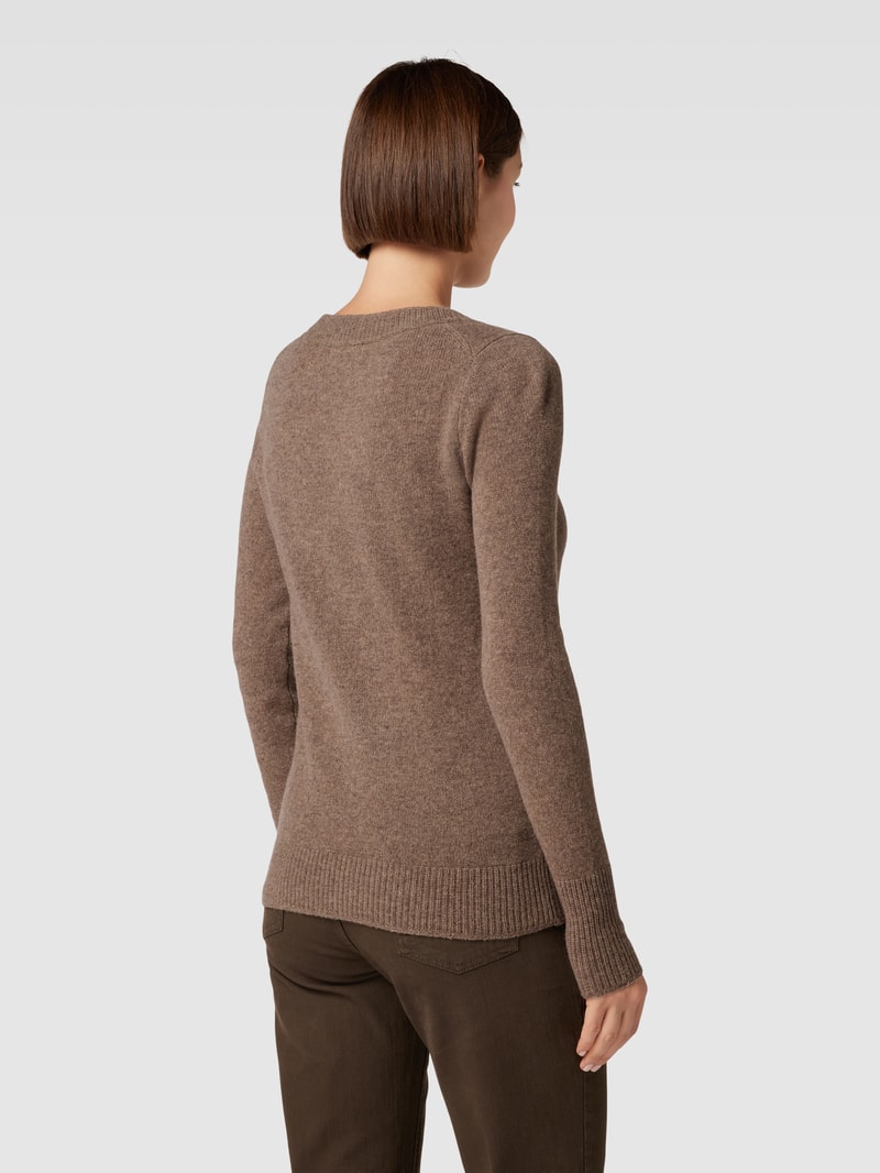 Strickpullover mit Rundhalsausschnitt in haselnuss braun