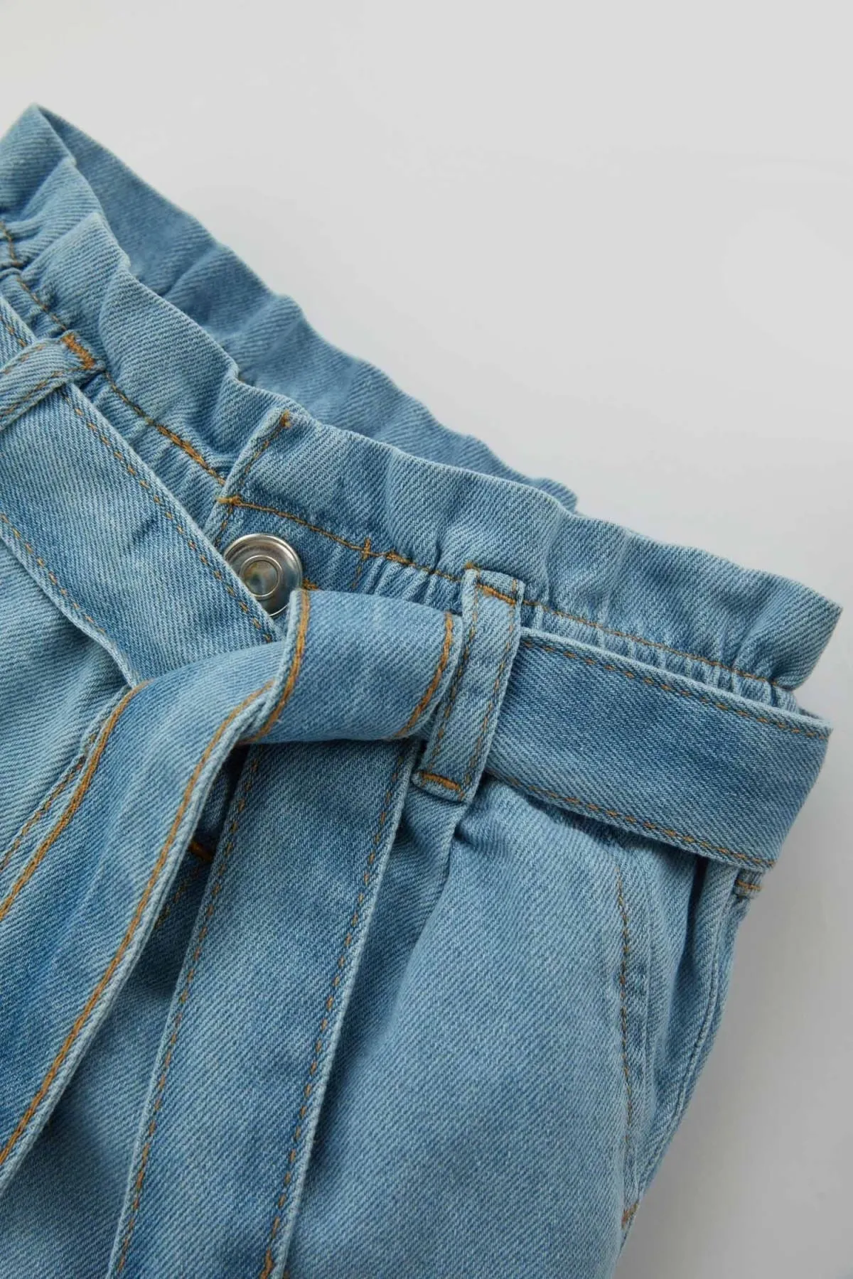 DeFacto  Jeanshose mit normaler Passform für Babys, Mädchen