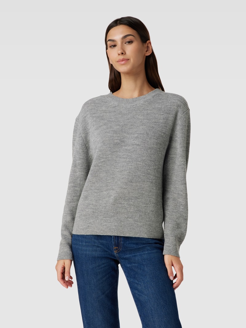 Strickpullover mit Rundhalsausschnitt in hellgrau