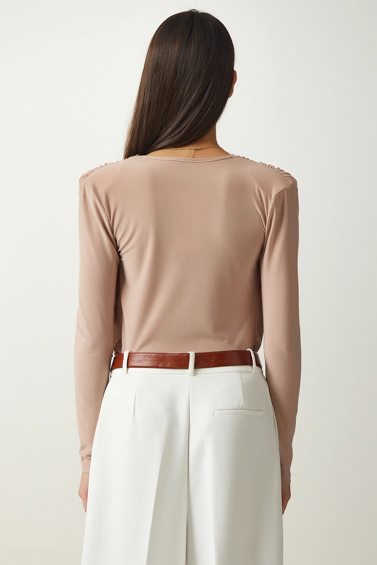 Happiness İstanbul  Damen-Strickbluse mit Wickelkragen in Beige, zum Anstecken, FF00147