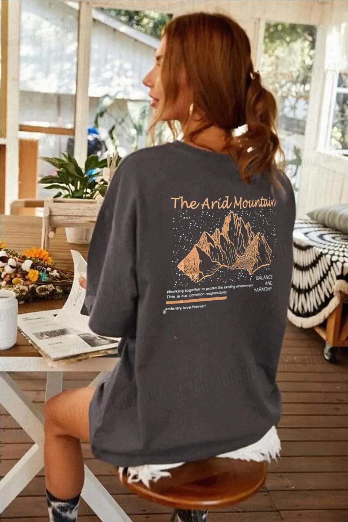 Teenage Millionaire  Arid Mountain Anthrazit Oversize Salas Boyfriend Damen-T-Shirt