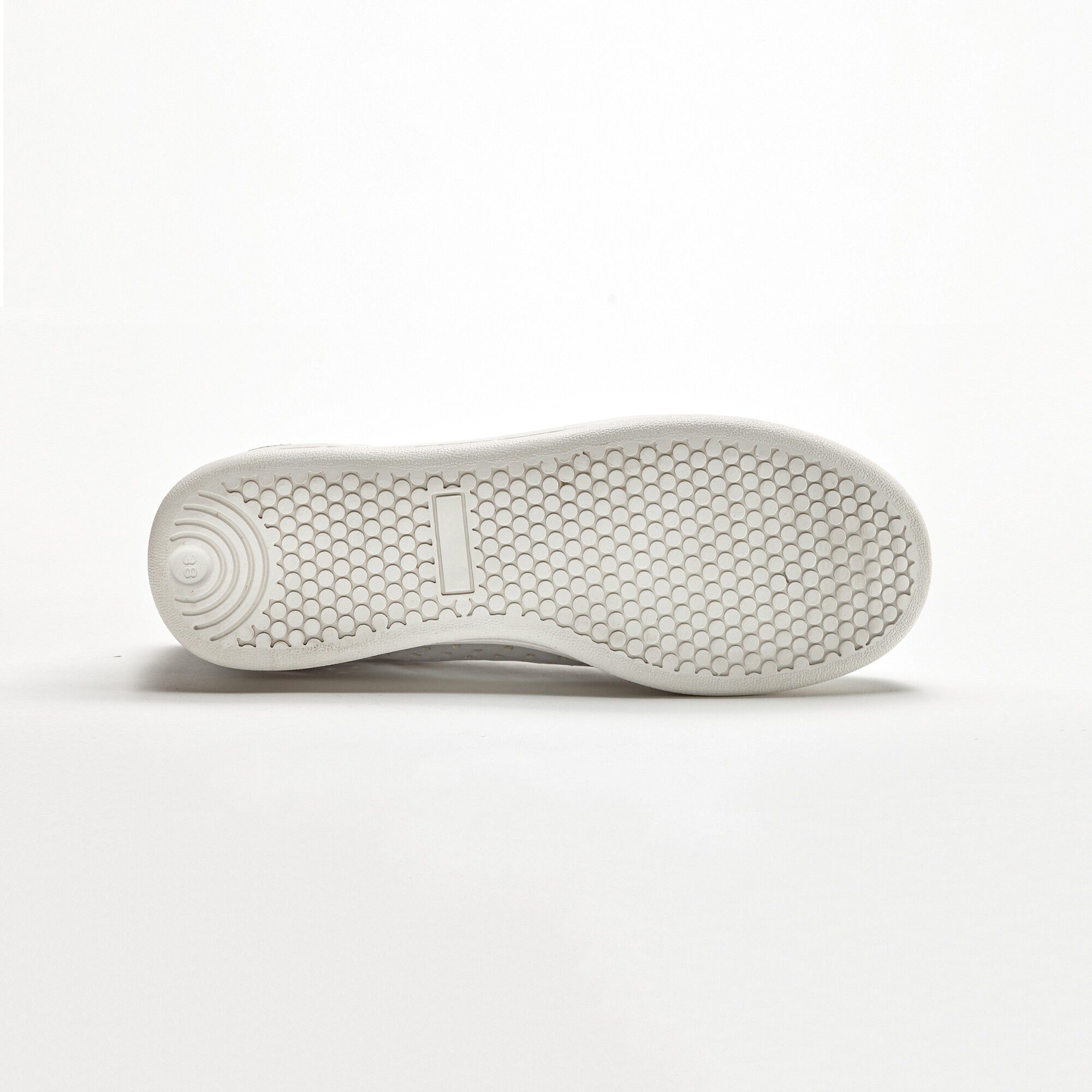 Tennis zippée en cuir perforé