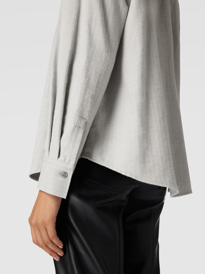 Hemdbluse mit Strukturmuster in silber meliert