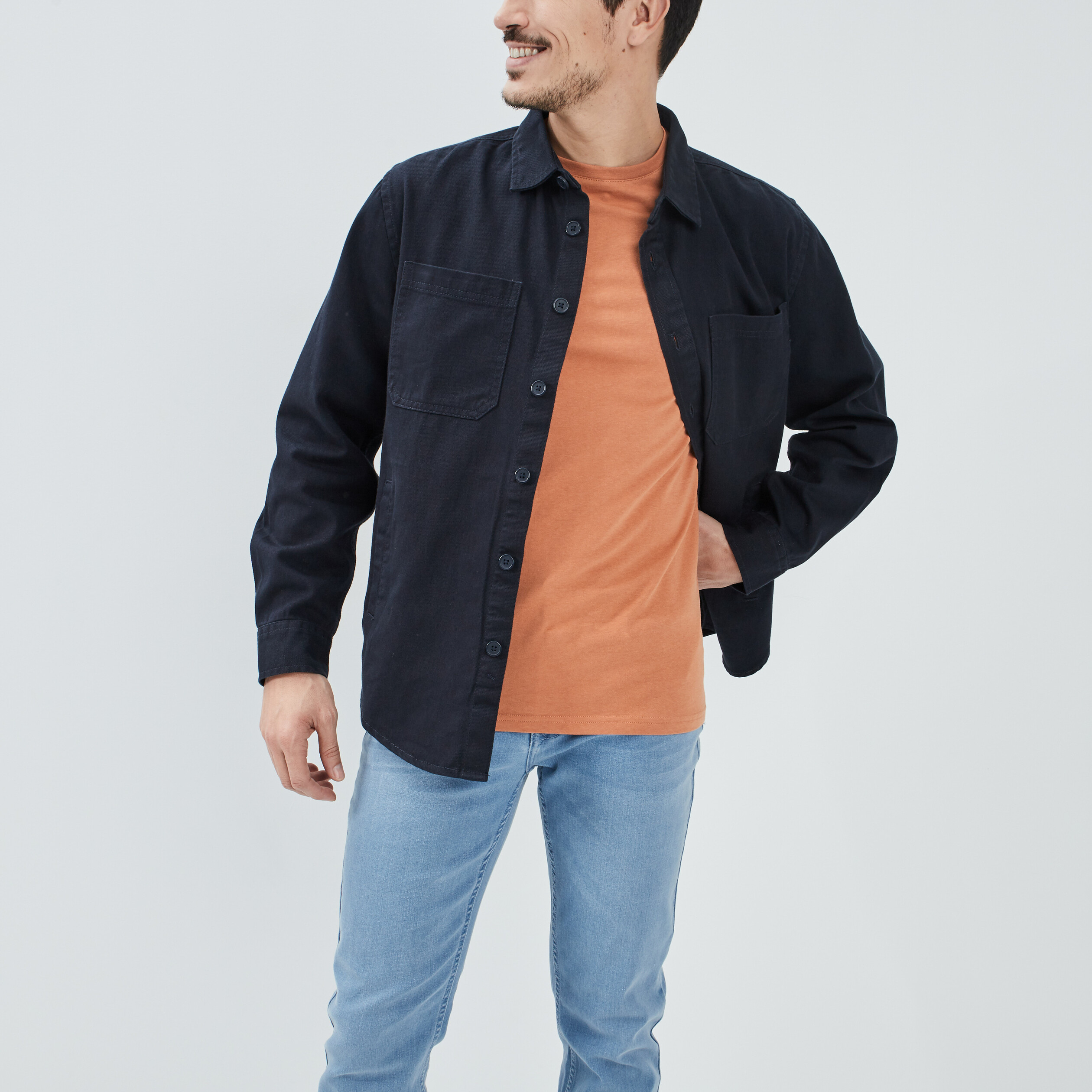 Chemise avec deux poches plaquées bleu marine homme | La Halle