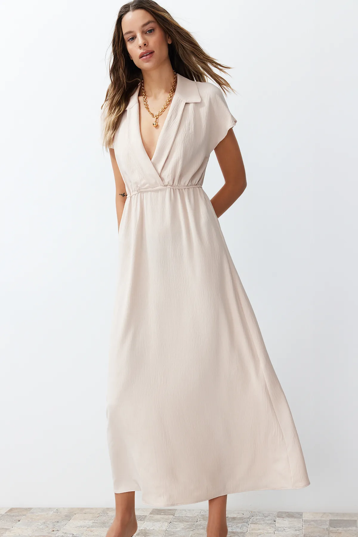 Trendyol Collection  Beiges Aerobin DMidi-Kleid - A-Linie, Zweireihiger Kragen TWOSS24EL00599