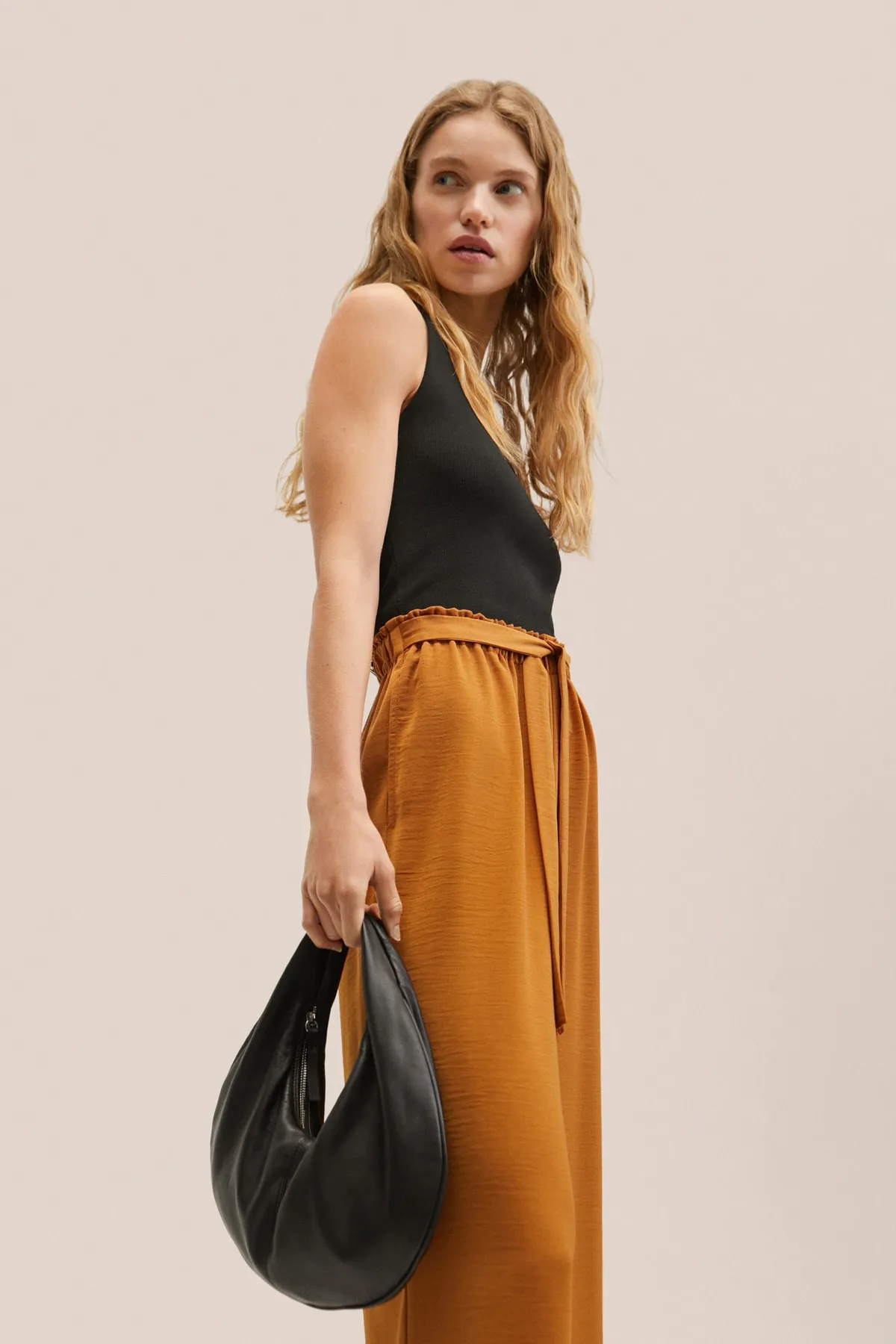 MANGO  Gelbe Damenhose 27018631