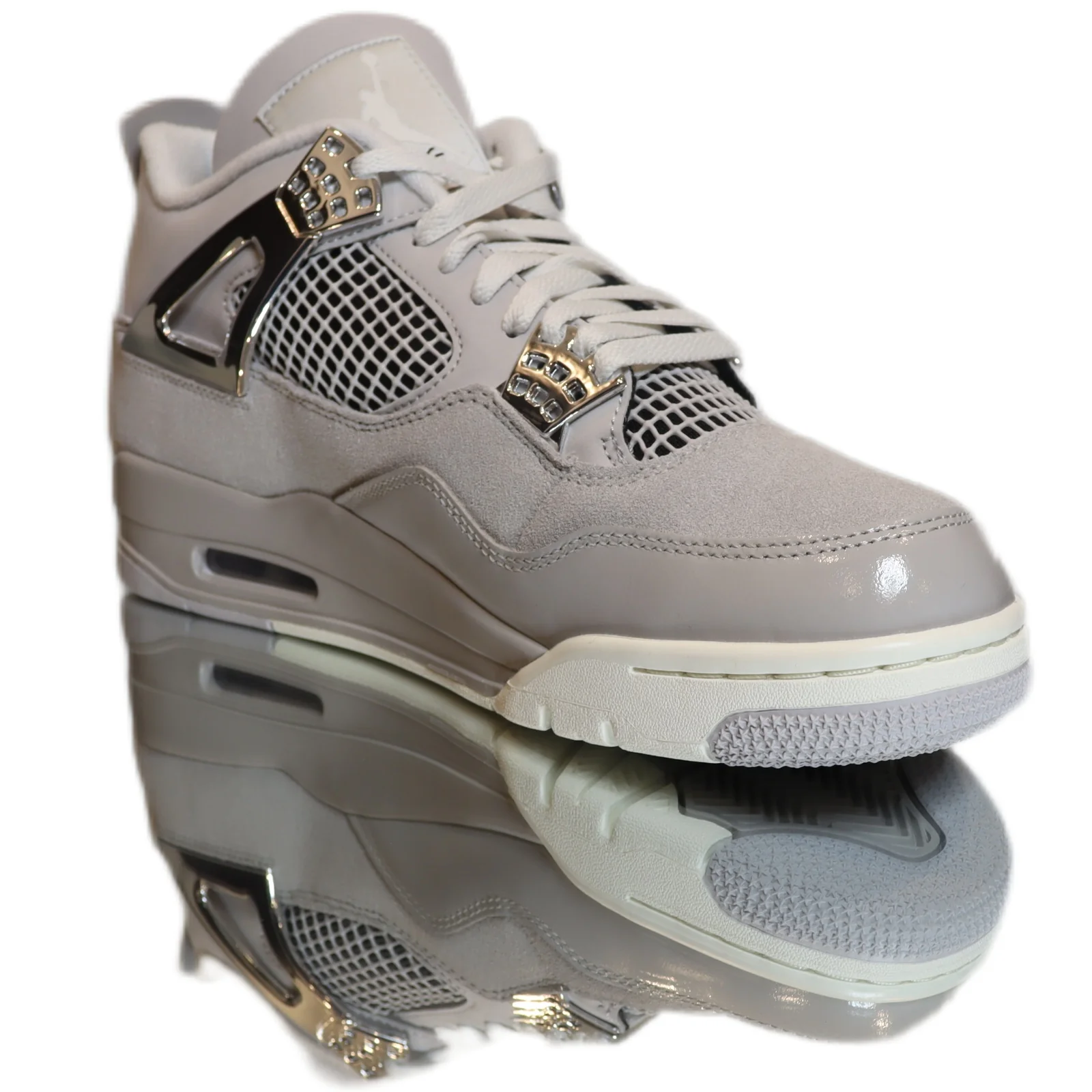 Jordan 4 Retro Frozen Moments