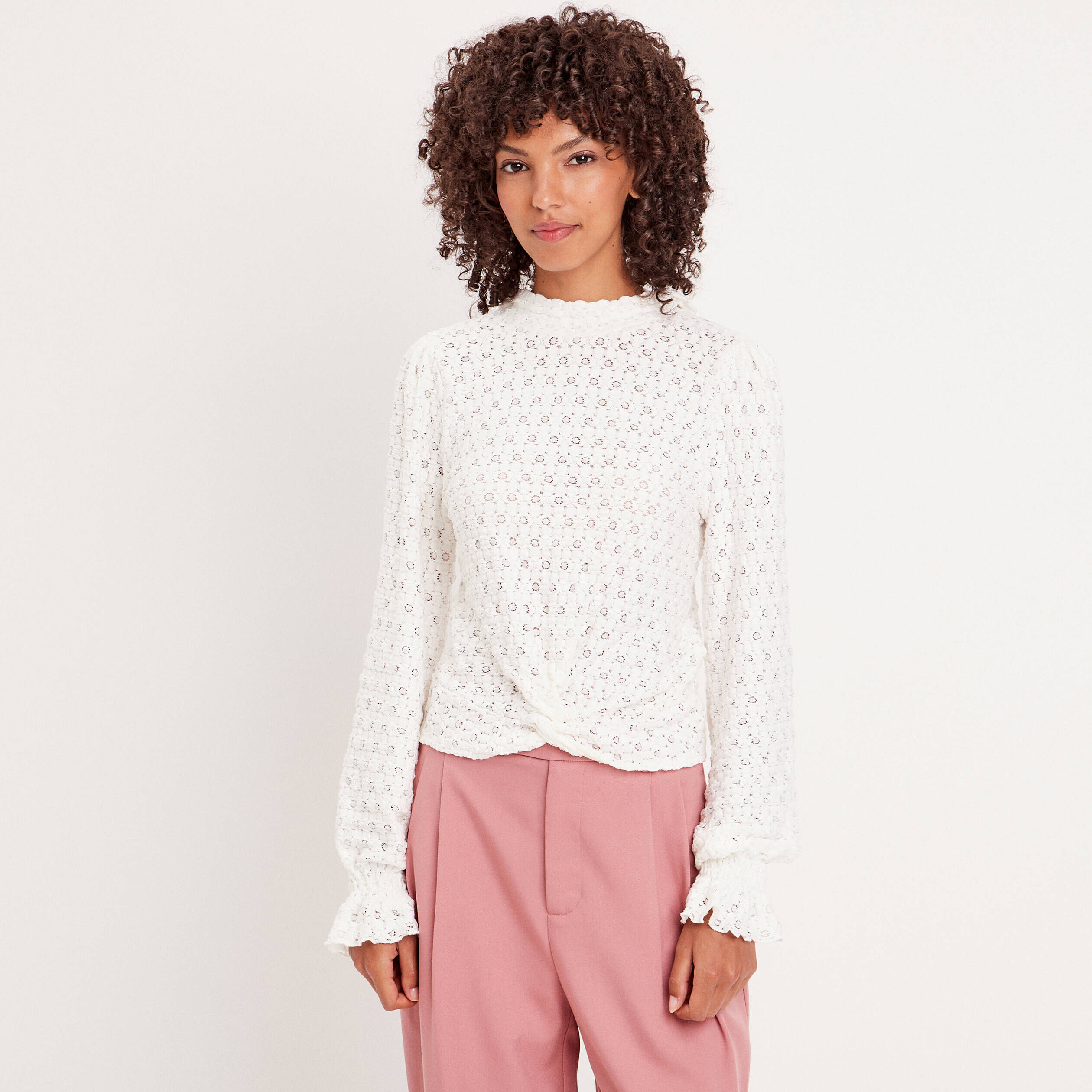 Blouse dentelle col montant ecru femme | Cache Cache