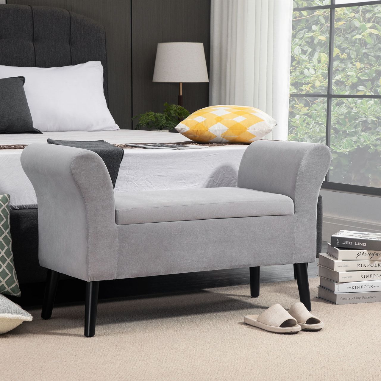 HOMCOM Sitzbank Polsterbank mit Stauraum Armlehnen Truhenbank modern Flur Schlafzimmer Wohnzimmer samtartiges Polyester Gummiholz Hellgrau 111,5 x 41 x 65 cm
