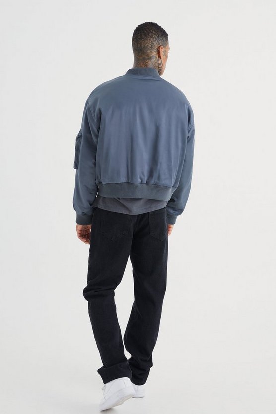 Kastige gepolsterte Ma1 Satin-Bomberjacke