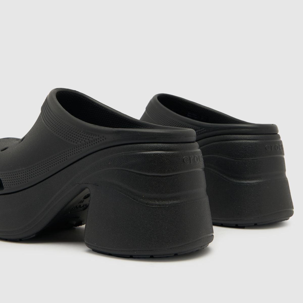 Crocs – Siren – Svarta träskor med klack