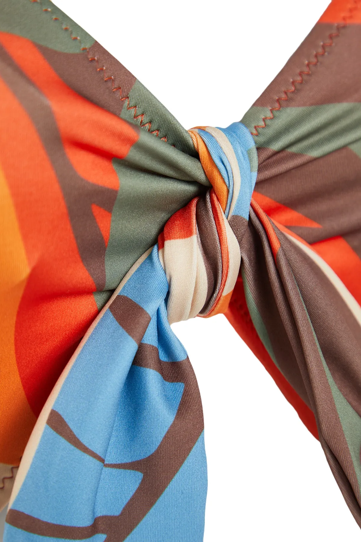 Trendyol Collection  Tropisch gemusterter, normaler Badeanzug mit V-Ausschnitt und Ausschnitt/Fenster TBESS22MA0097