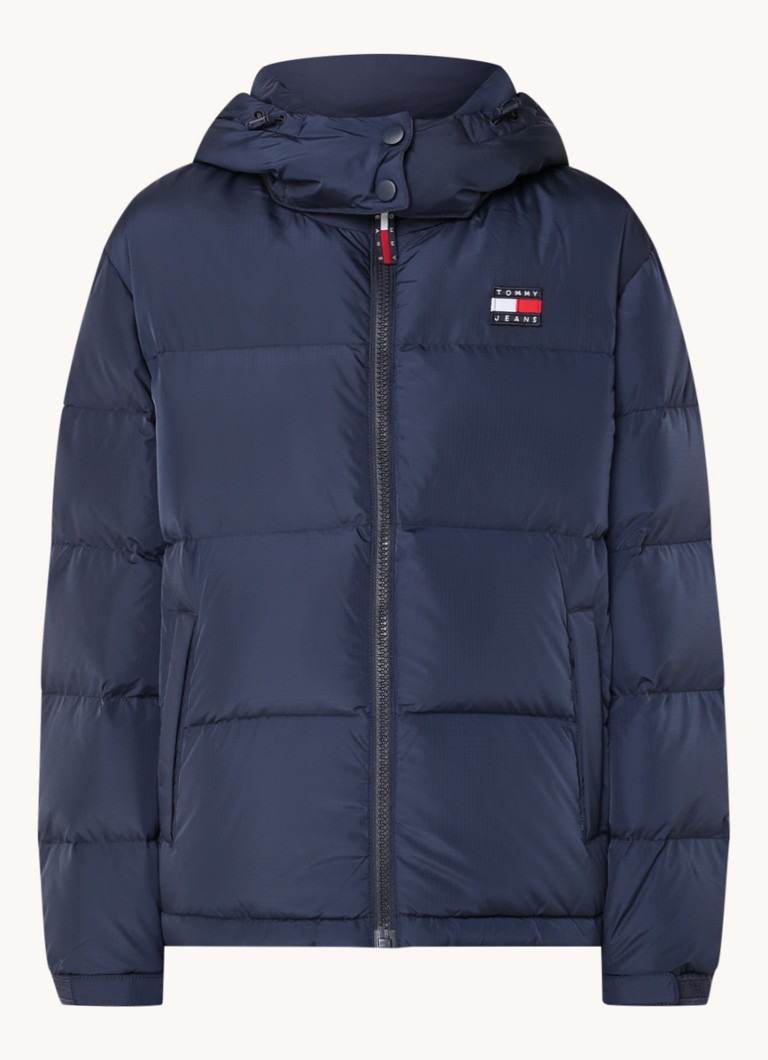 Prošívaná bunda Tommy Hilfiger s péřovou výplní a kapsami na zip