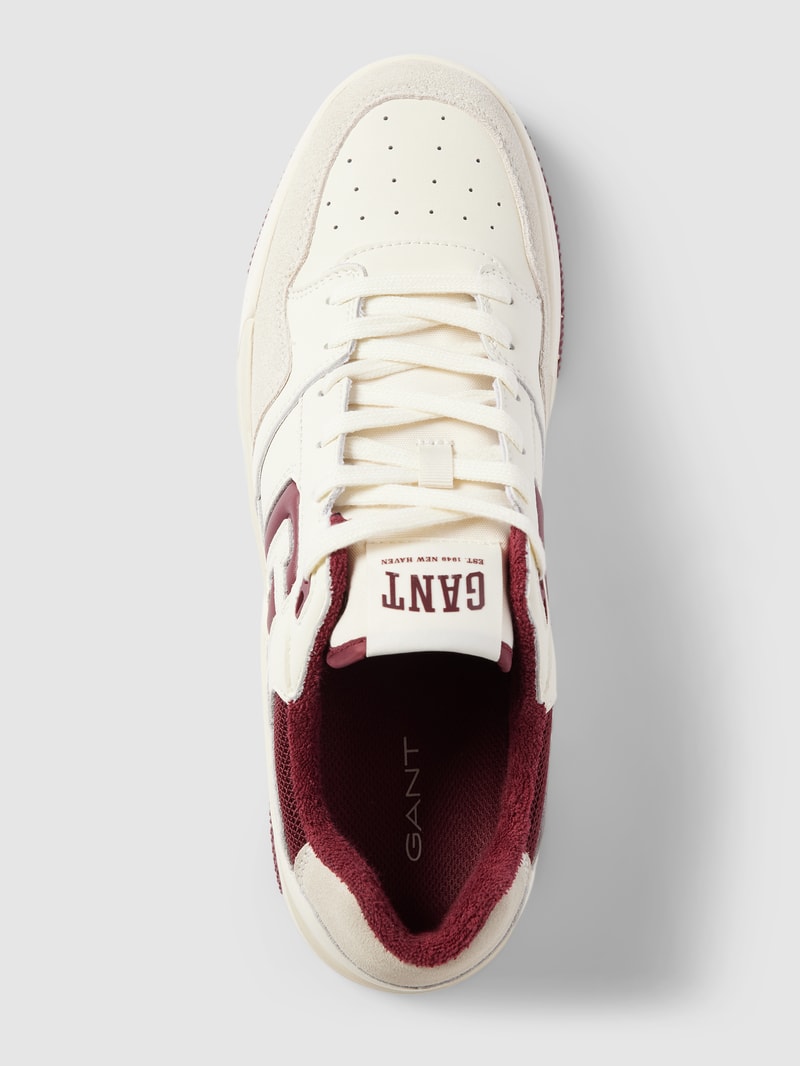Sneaker mit Label-Details Modell 'Brookpal' in offwhite