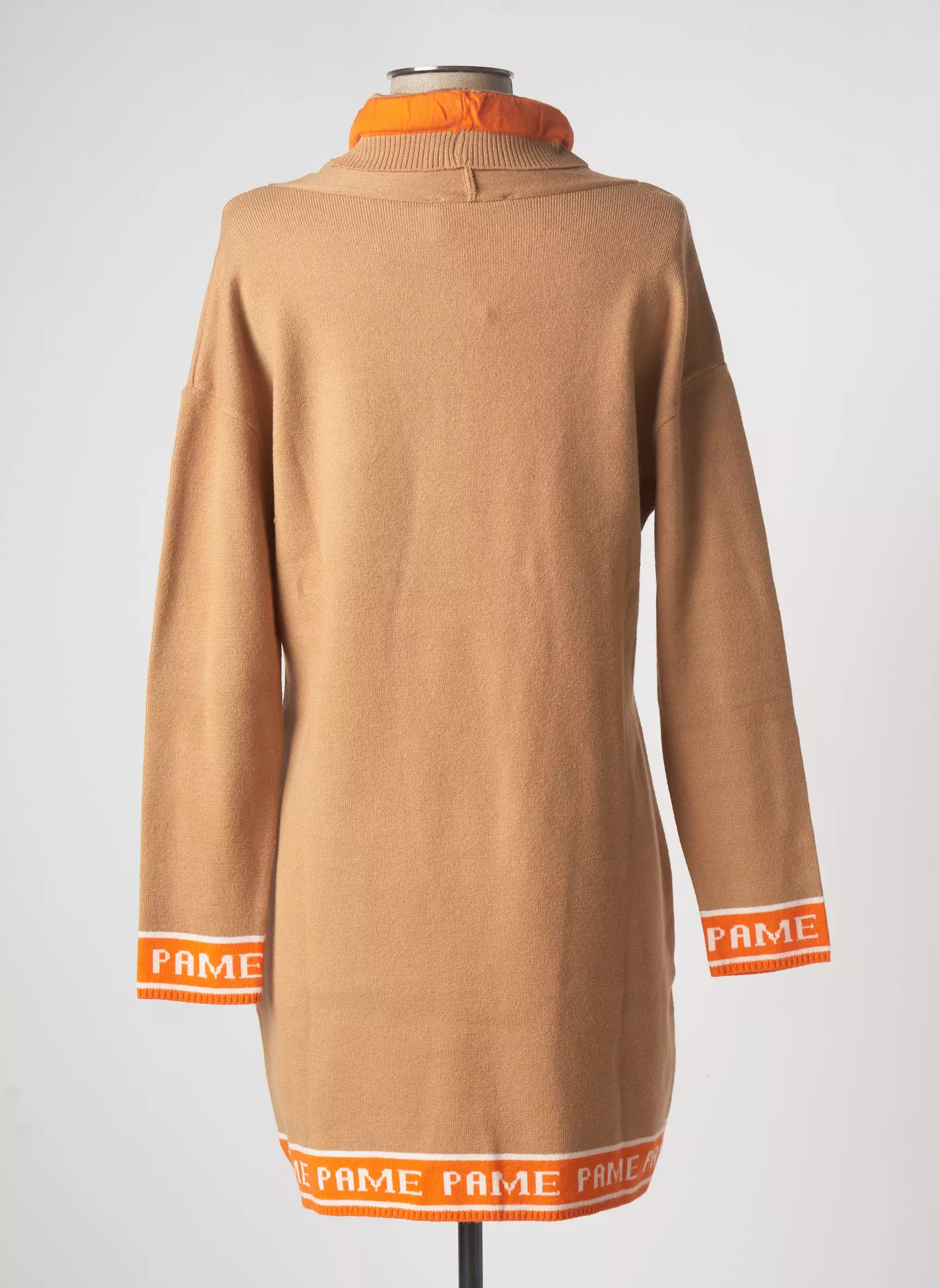 Pame Carrioni Robes Pulls Femme couleur beige