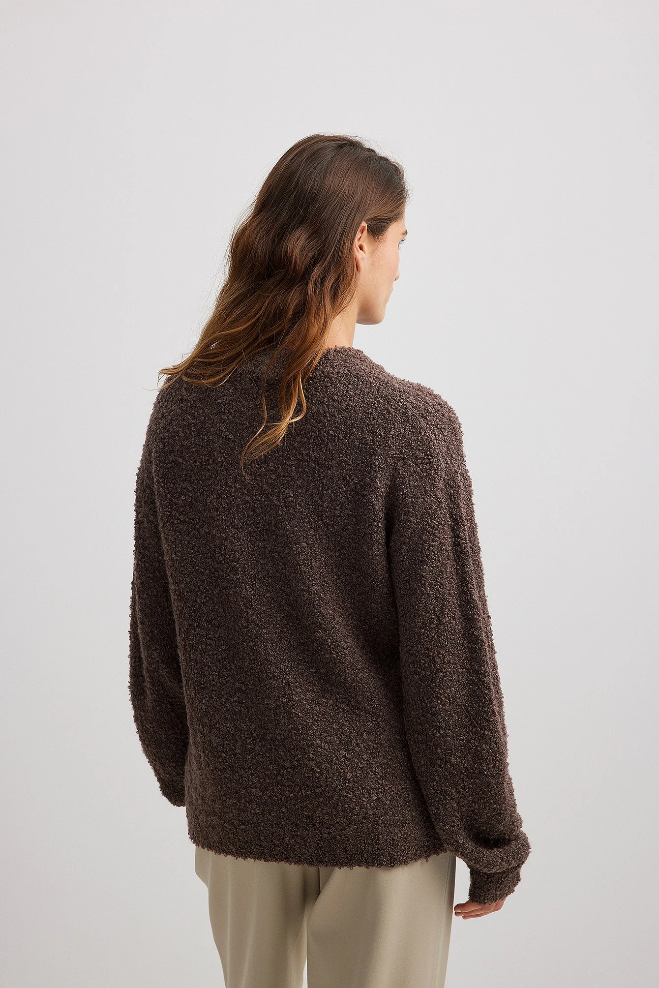 Strukturierter Oversize-Strickpulli mit Rundhalsausschnitt
