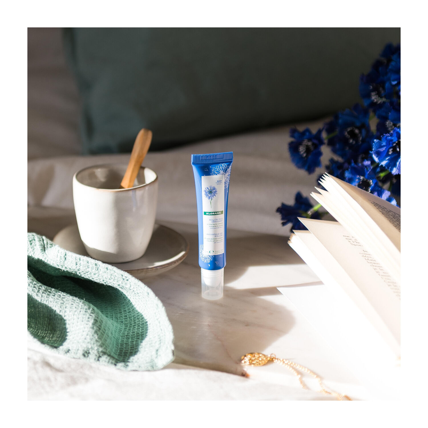 Klorane Roll-on Défatiguant Yeux Au Bleuet 15 ml