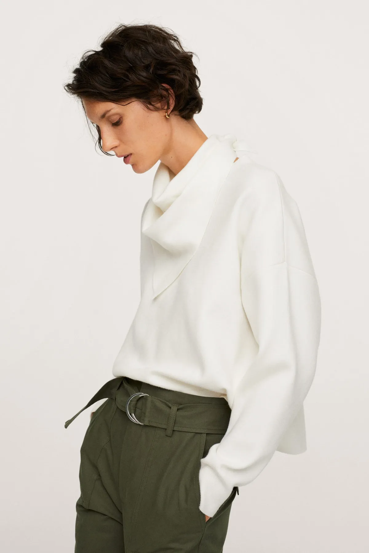 MANGO  Khakifarbene Damenhose 17026323