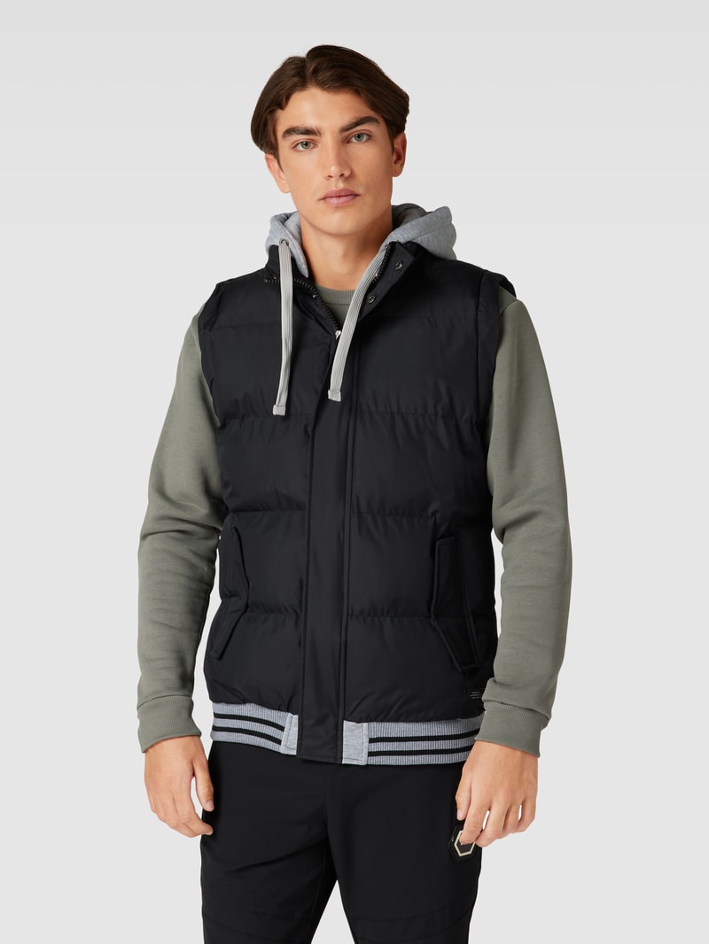 Steppweste mit Label-Patch in schwarz