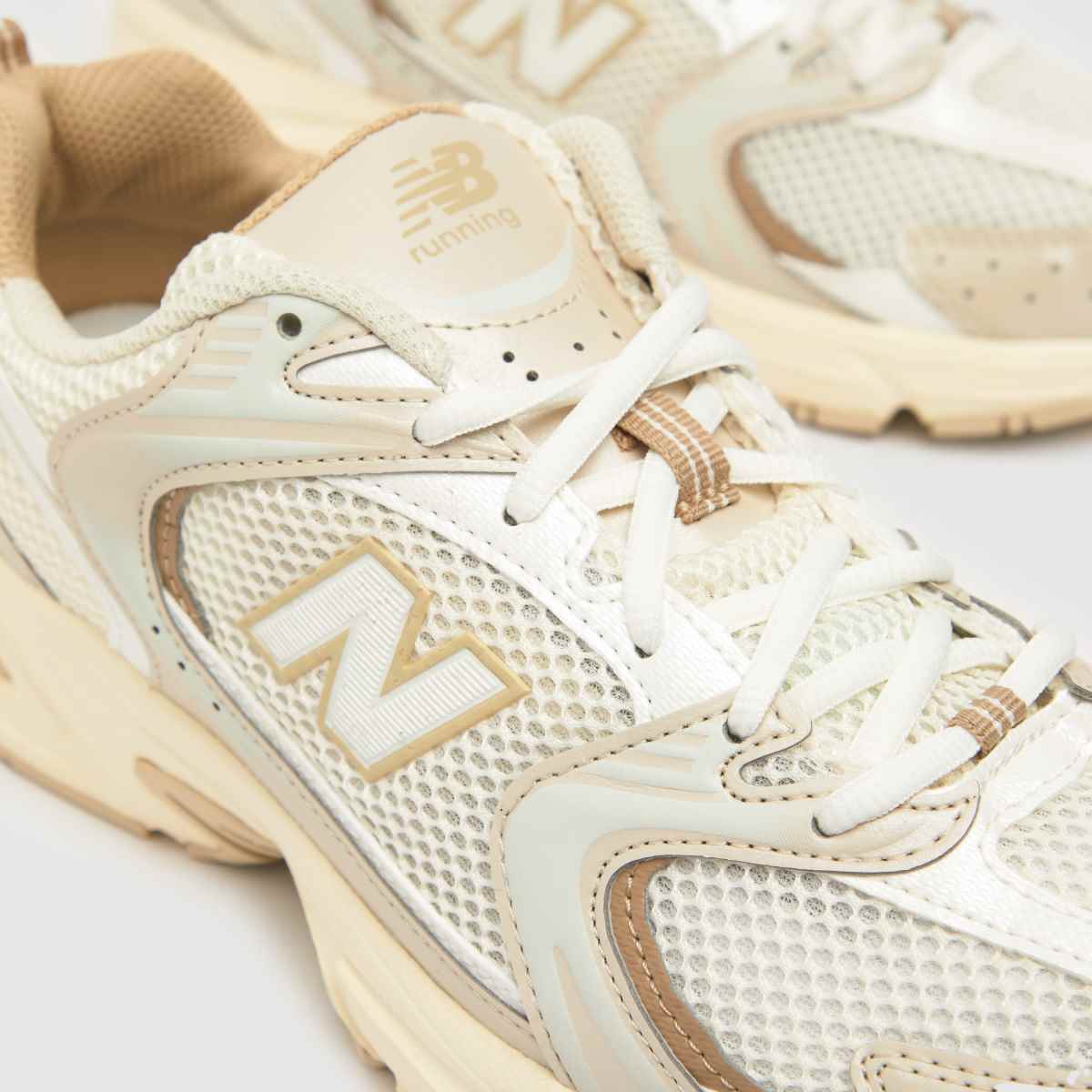 New Balance 530 – Beige träningsskor