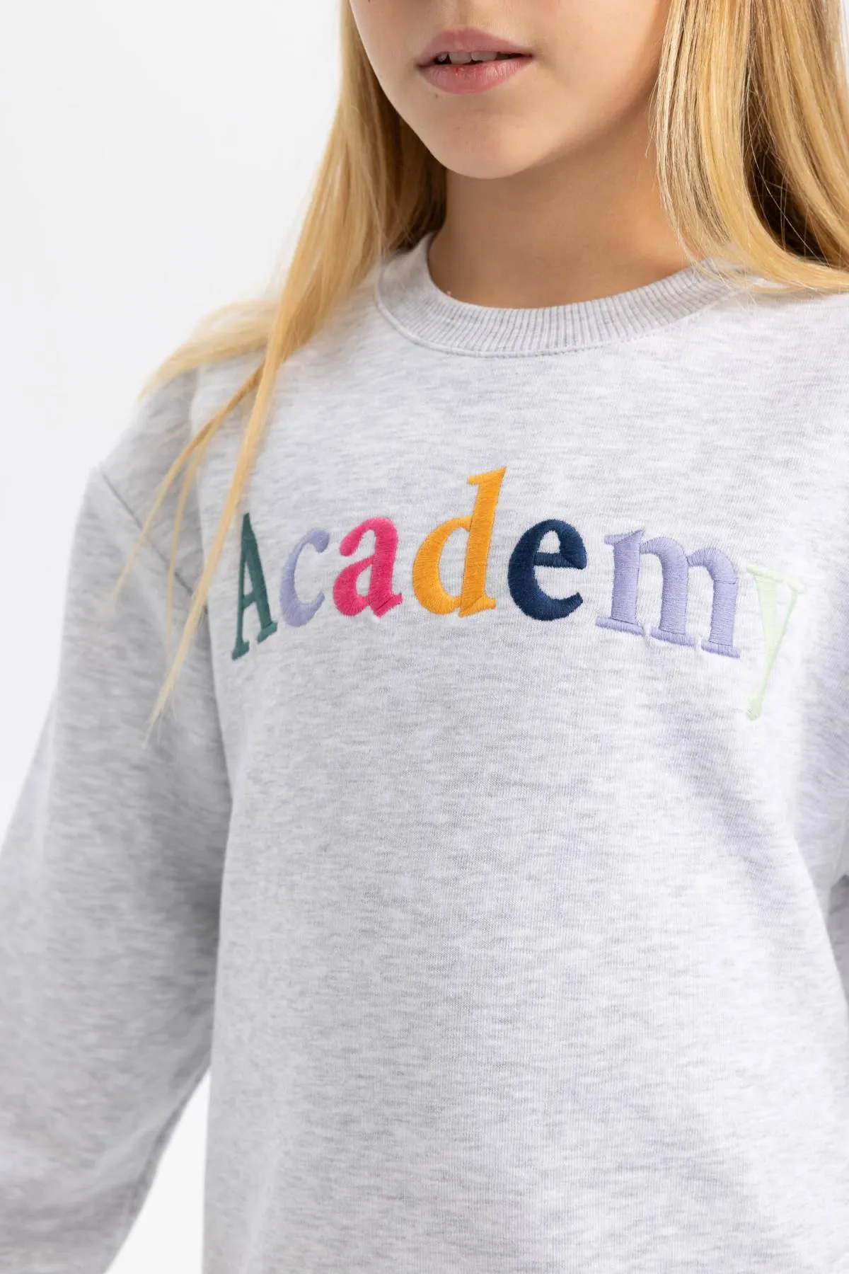 DeFacto  Sweatshirt mit Rundhalsausschnitt, bedruckt, weich, pelzig, dick, für Mädchen B4788a823wn