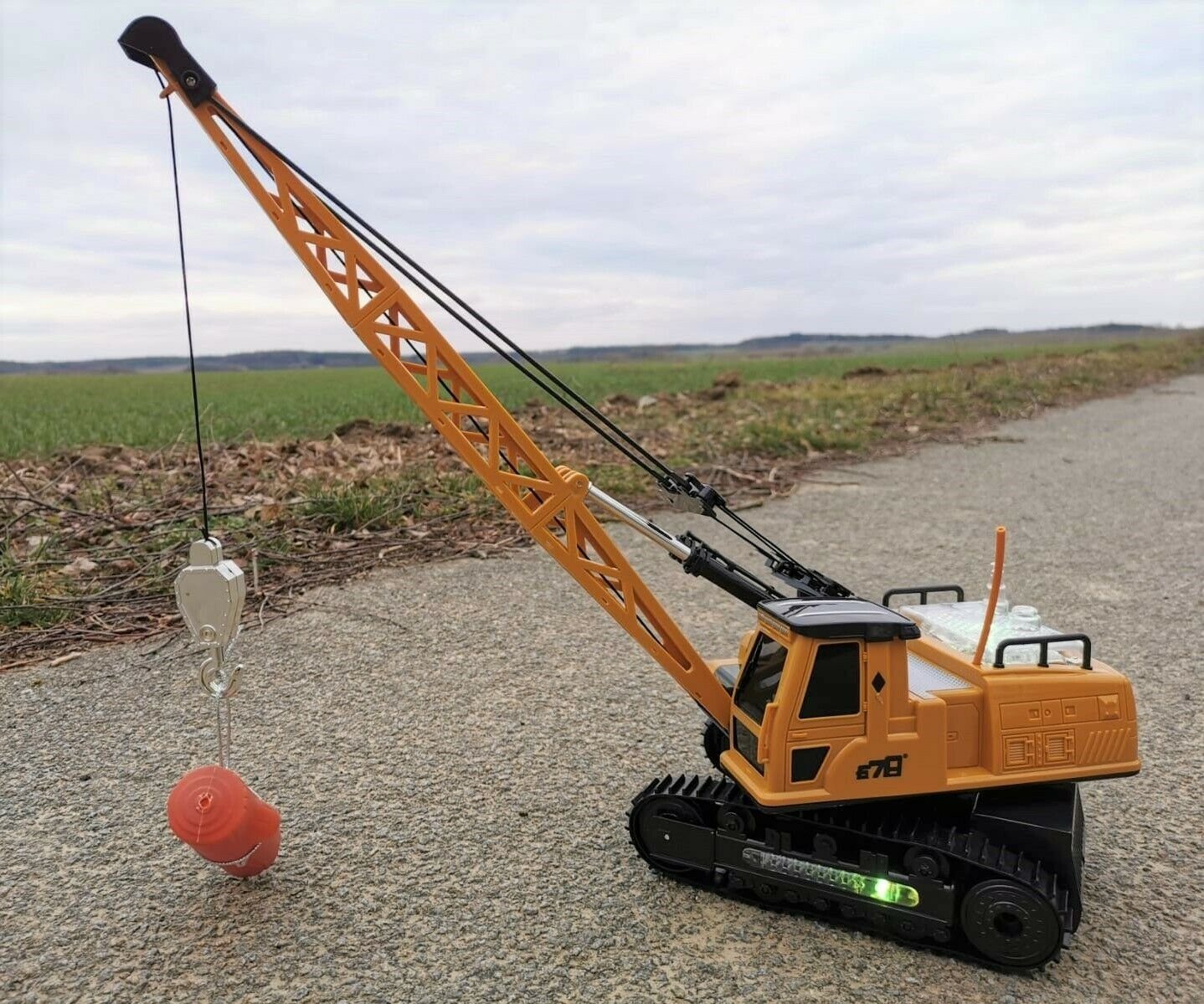 BruKa RC-Kran RC Raupenkran TOPLIFTER ferngesteuerter Baukran Kran Baufahrzeug