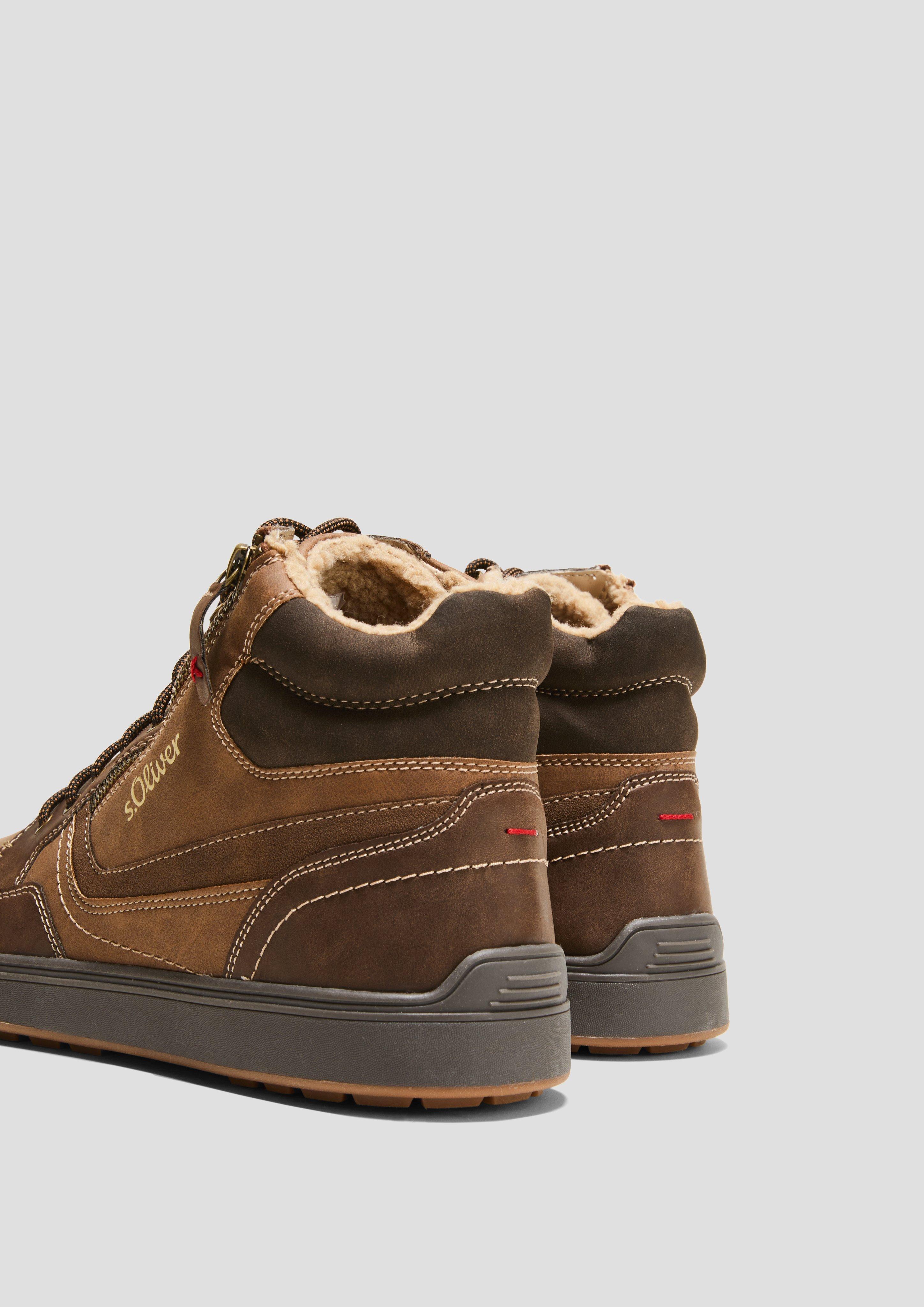Gefütterte Boots mit Kontrastnähten  6008633-339