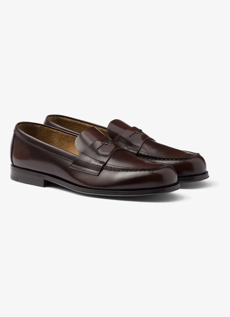 Prada leather loafer with logo