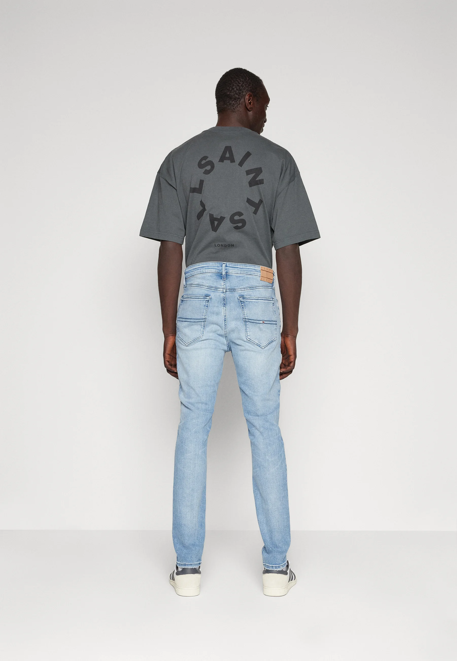 Tommy Jeans SIMON - Vaqueros ajustados