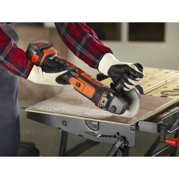 Black & Decker BCG720M1-QW Cordless Angle Grinder 18 Volt 4.0 Ah Li-ion