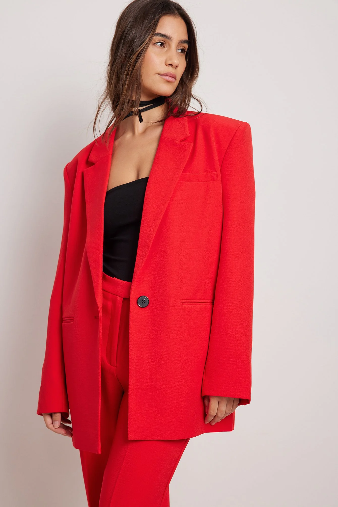 Eleganter Oversize-Blazer aus recyceltem Material