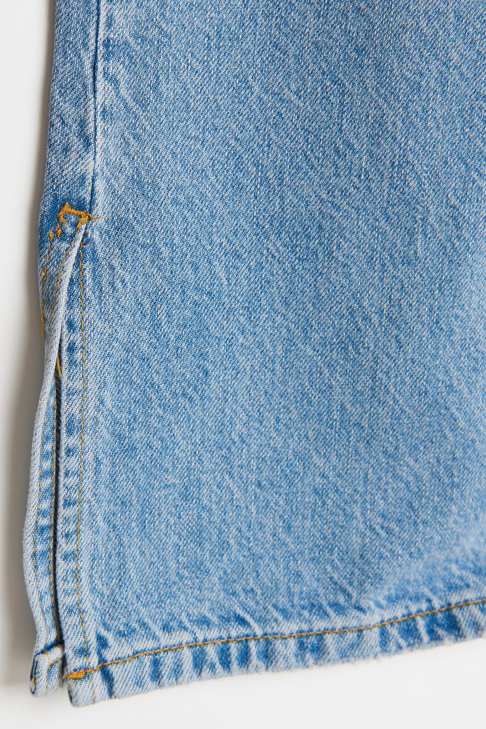 90s tall slit jeans